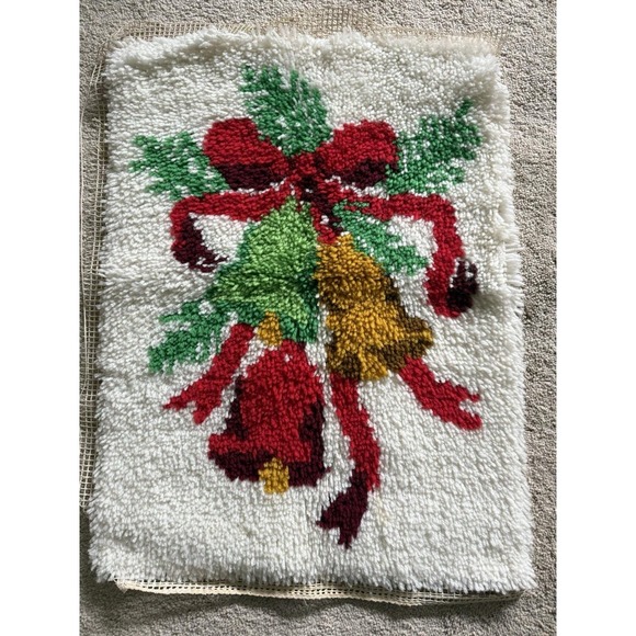 Other - Vintage Christmas Latch‎ Hook Wall Hanging Caroling Bells